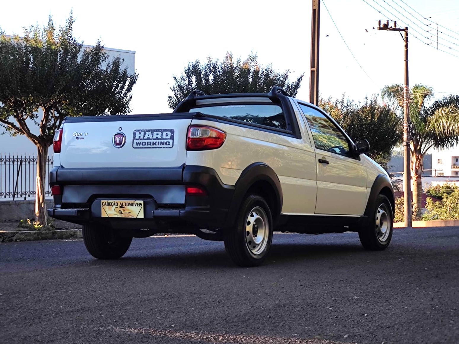 Strada Work FIAT / STRADA WORKING 1.4 CS 2020 - Cabeção Automóveis