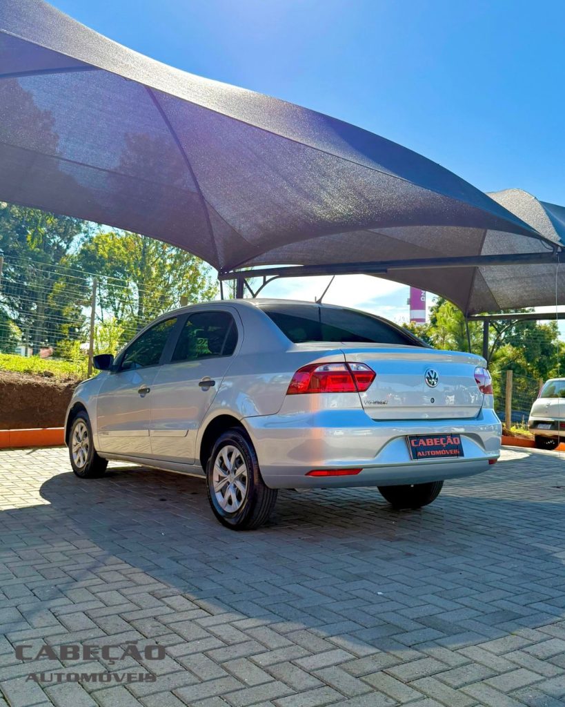 VOLKSWAGEN / VOYAGE 1.0 2015