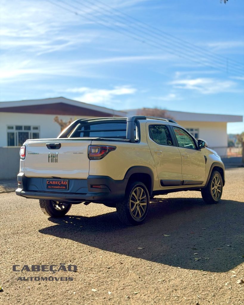 FIAT STRADA VOLCANO 1.3 CD  2023