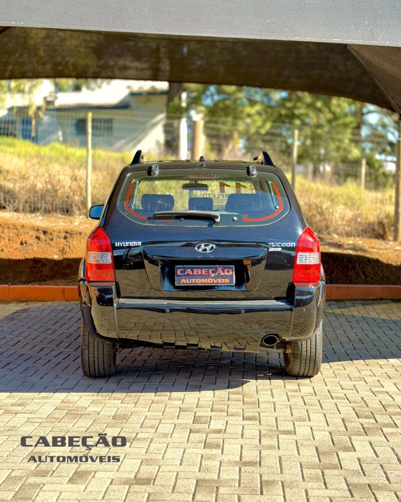 HYUNDAI  TUCSON 2.0  CÂMBIO MANUAL
