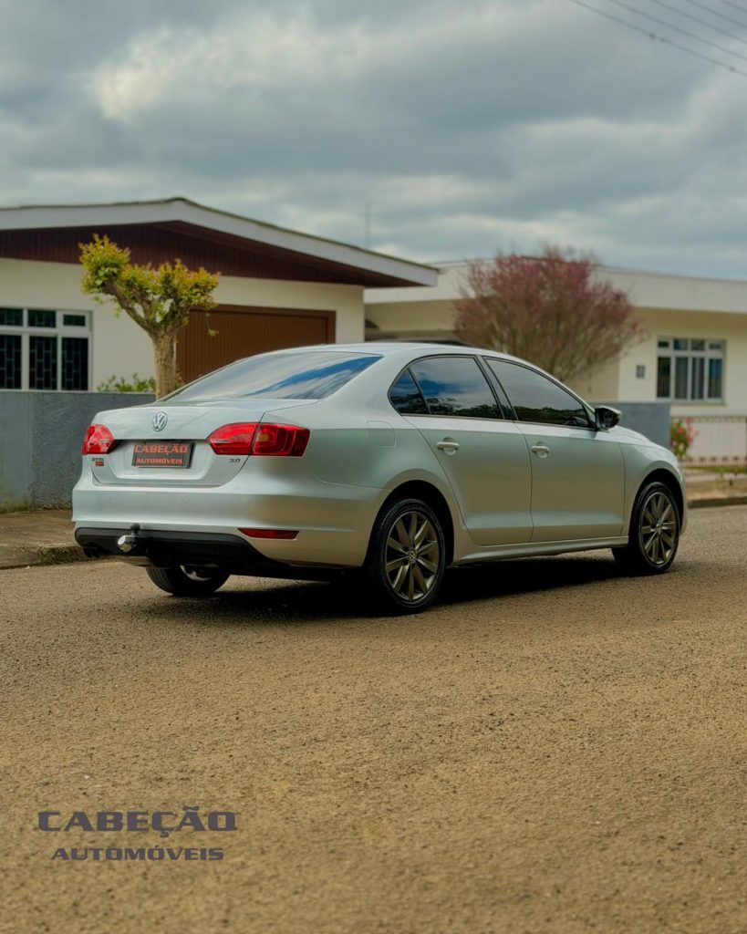 VW JETTA 2.0 COMFORTLINE 2013