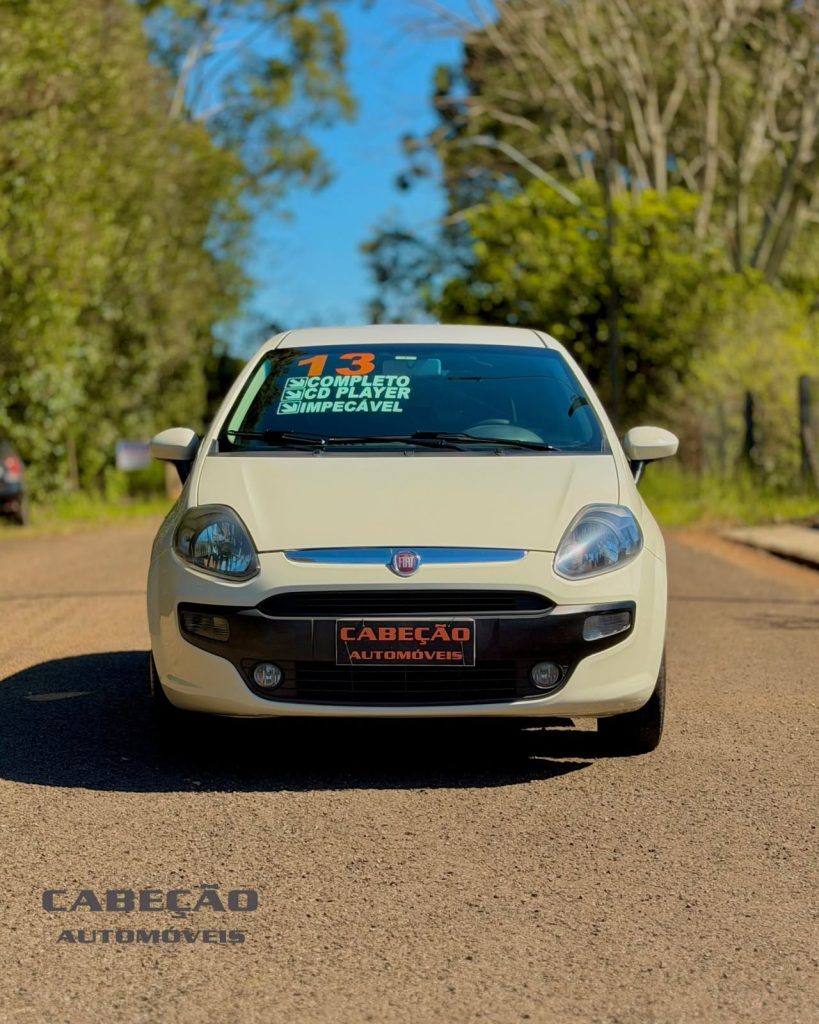 FIAT PUNTO ATTRACTIVE 1.4 FIRE FLEX 2013