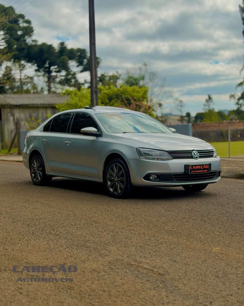 VW JETTA 2.0 COMFORTLINE 2013